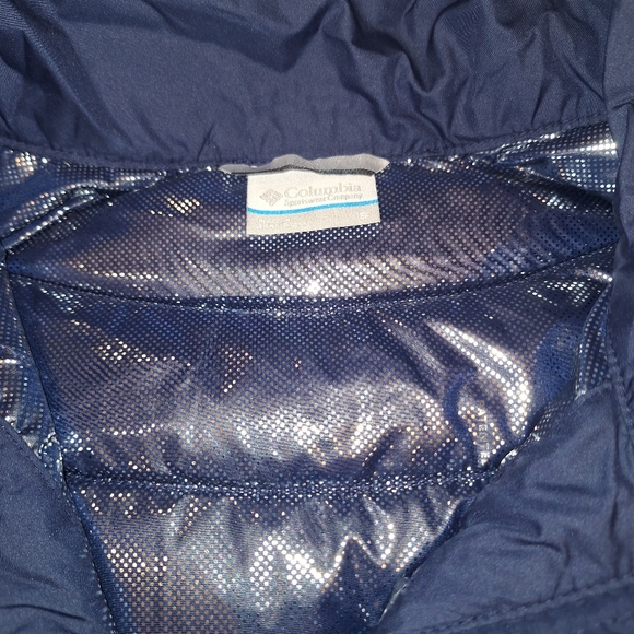NWT Columbia Small Navy Blue Women's Powder Lite Quilted Vest - Picture 7 of 7